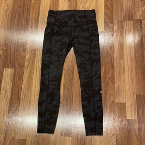 Camo Lululemon Leggings. Size 6.